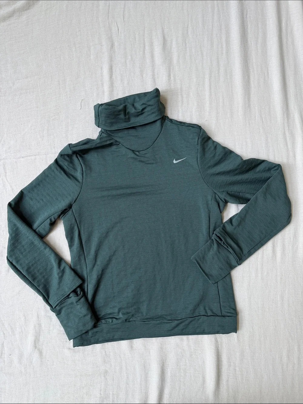 Nike Running Women’s Therma-FIT Cowl Neck Pullover XS Green